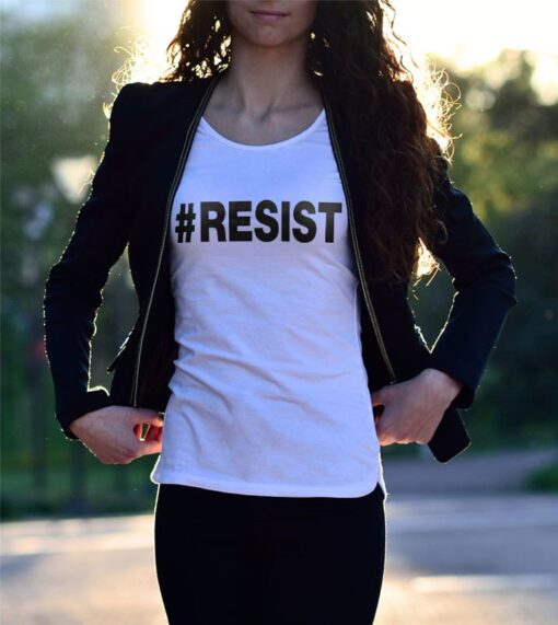 'RESIST' Statement T-Shirt