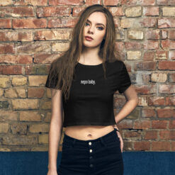 'nepo baby.' Women’s Crop Tee